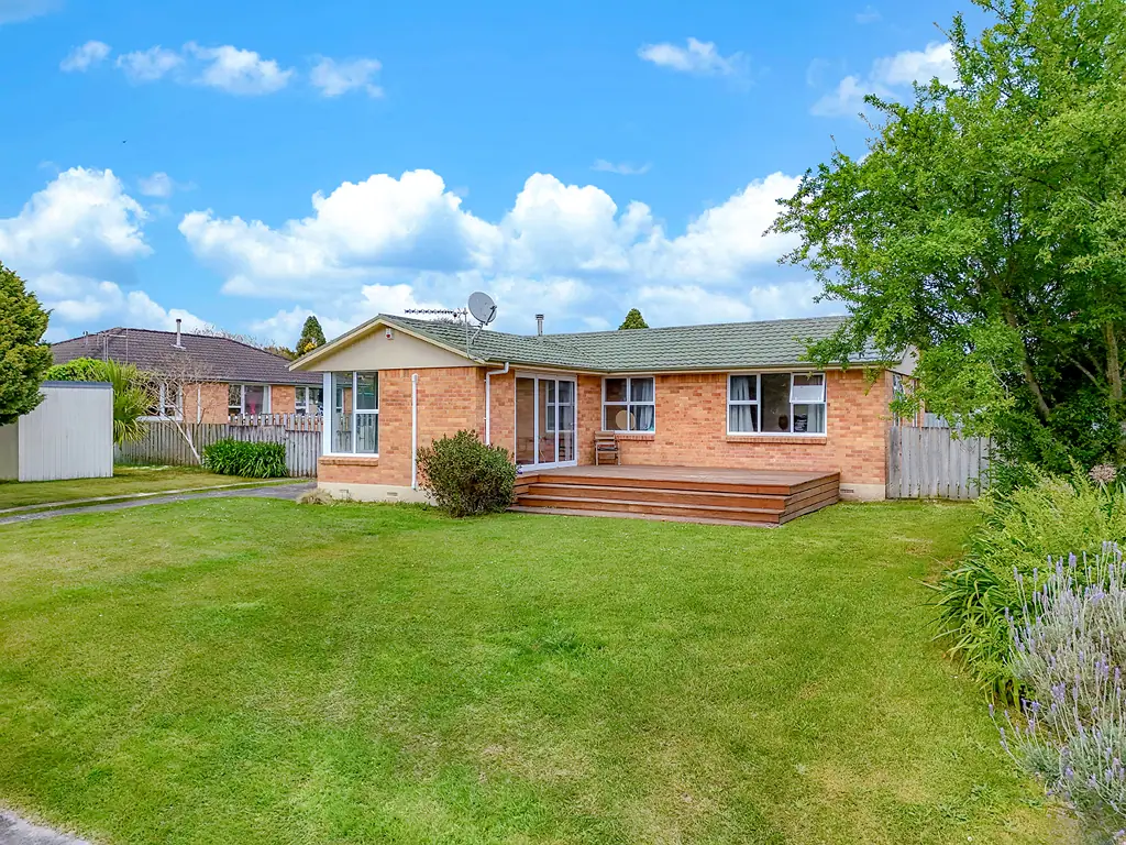 Chartwell 3Kwarto Double Glazed Brick Home and Large Section