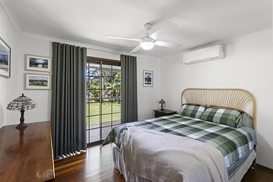 Bedroom - 11 CONNEMARA RD, GAVEN QLD 4211