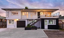 61 Church Road, Mangere Bridge