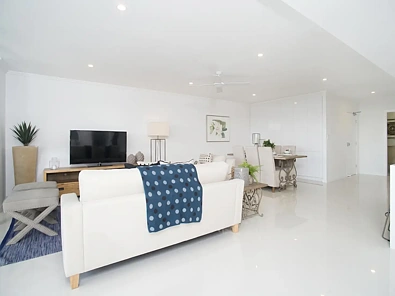 Silid Pahingahan - 10/16 Kings Road, Taringa, QLD 4068