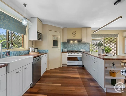 58 Fawkner Crescent, Barellan Point, QLD 4306, 6 Kuwarto, 3 Banyo, House