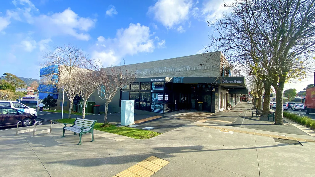 Glen Eden High-Exposure Glen Eden Commercial Space