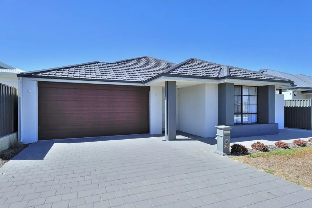 Endless Space & Comfort in Prime Location