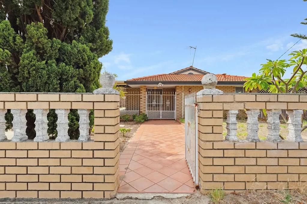 12 Grogan Close, Lockridge, WA 6054