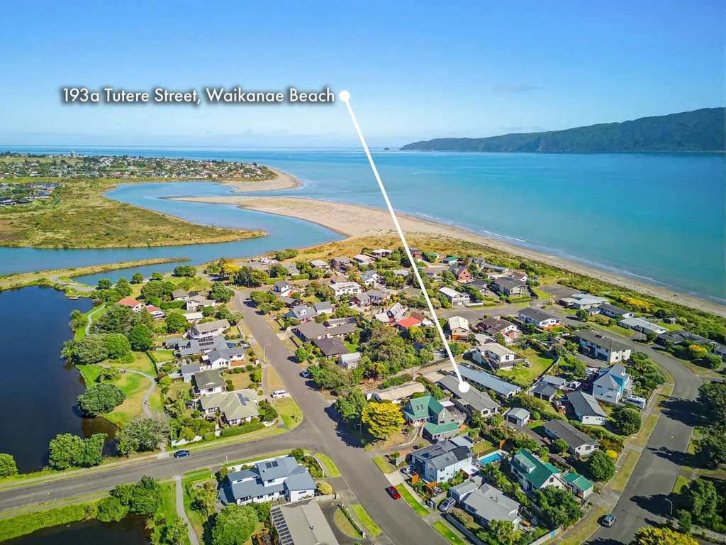 Waikanae Beach 4બેડરૂમ Coastal Living Made Easy – Private, Modern & Moments to the Beach