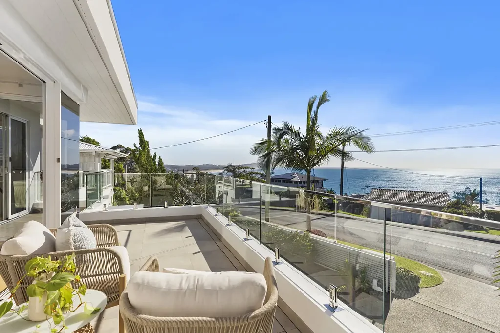 Terrigal 4 Slaapkamer Architectural Coastal Luxury with Panoramic Ocean Views