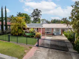 5 Beaufortia Court, Regents Park