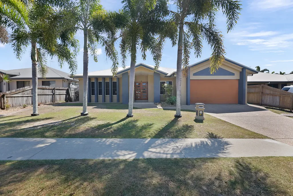 Andergrove 4Kwarto A Beautifully Refreshed Family Home with Space to Enjoy