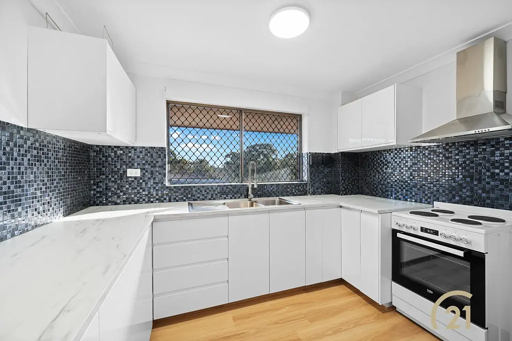 11/118 Wattle Avenue, Carramar, NSW 2163