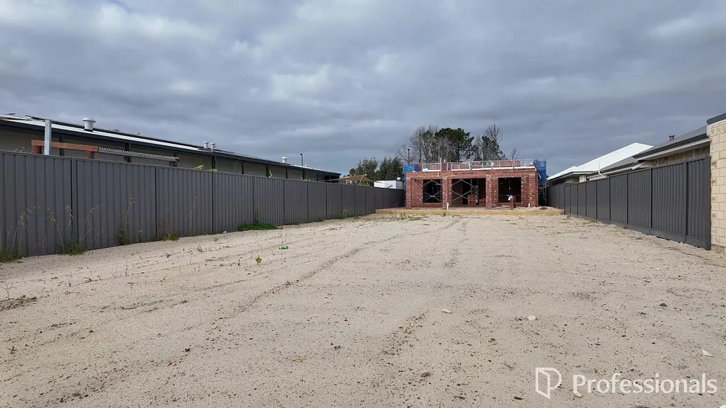 6 Bhagwan Grove, Canning Vale, WA 6155