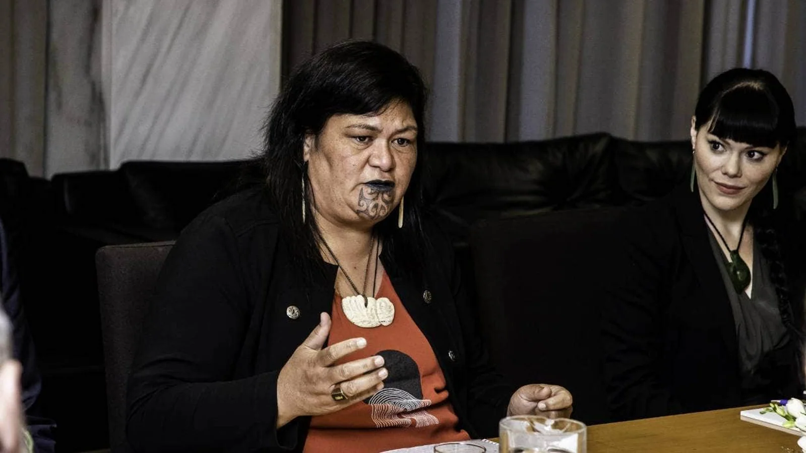 这个大国对新西兰的民意突然开始反转了！背景很不简单！