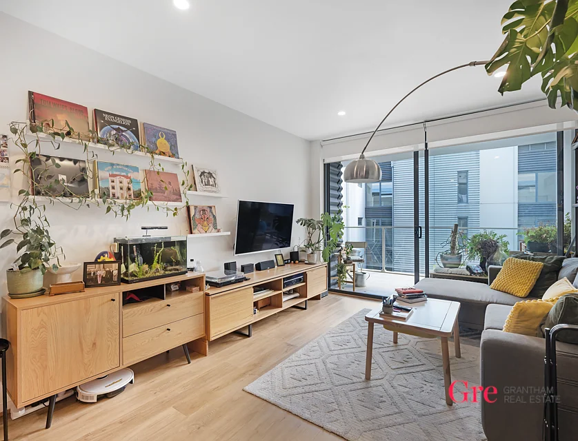 c205/460 Victoria Street, Brunswick, North Melbourne, 2 rūma, 1 rūma horoi, Apartment
