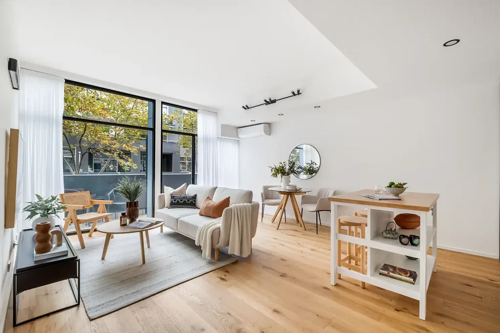 Prahran 1ห้องนอน Renovated, Elevated, Distinctive