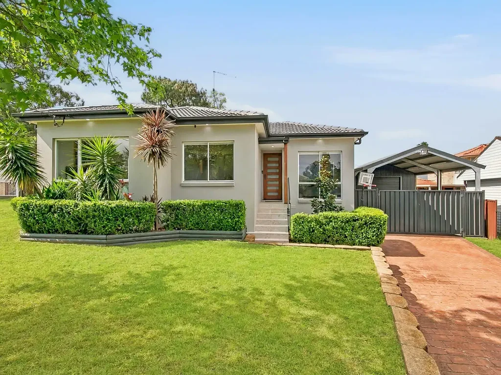 Lalor Park 3कमरा Turn-Key Family Living with Stunning Renovated Kitchen & Bathrooms