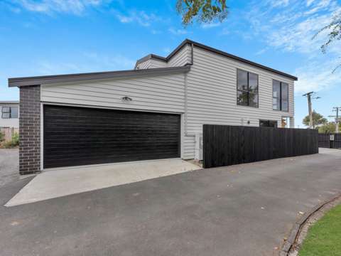 Manurewa 5房  Must-Sell Family Home with Income Potential