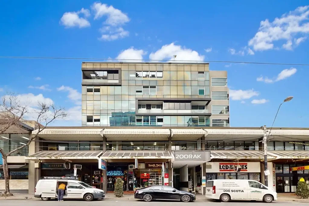 Oversized One Bedder in the Heart of South Yarra