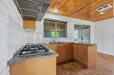 37 Abbott Way, Swan View, WA 6056, 3 Bedrooms, 1 Bathrooms, House