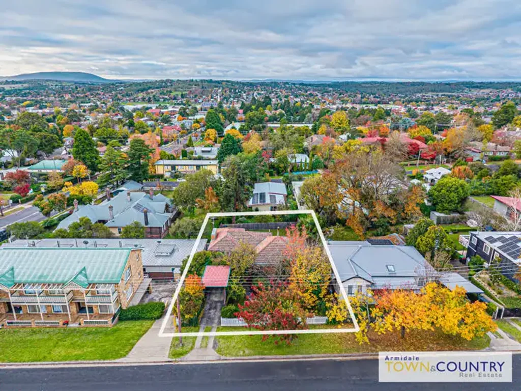 Armidale 4कमरा 129 Mossman Street, Armidale