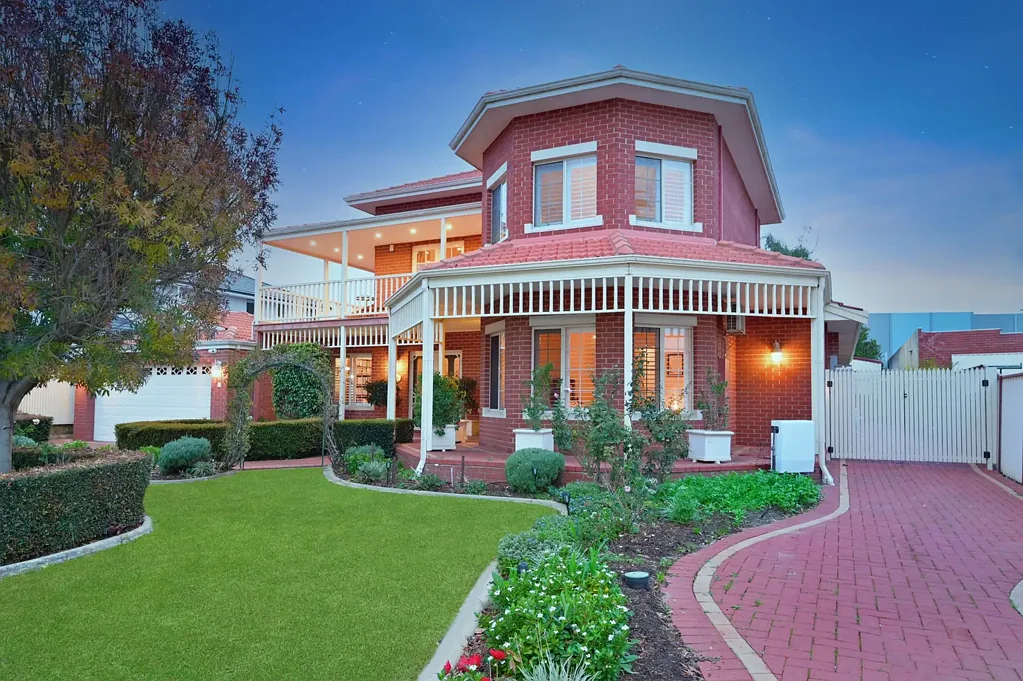 Ascot 4房  Double Storey excellence + location!