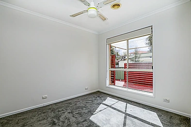 लिविंग रूम - 35 BYWATERS ST, AMAROO ACT 2914