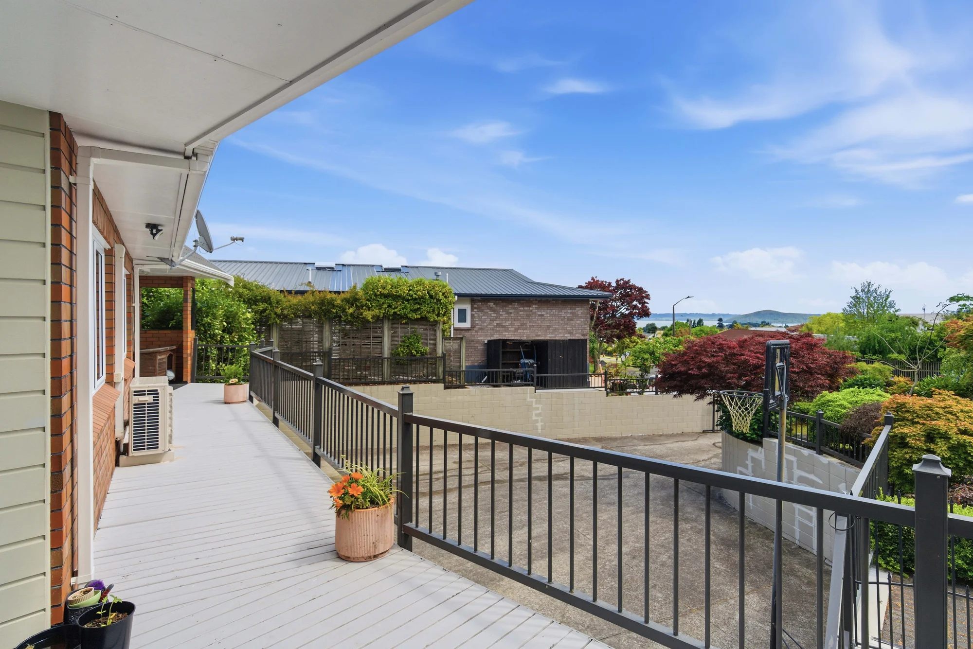 Lynmore 5બેડરૂમ Exceptional Lynmore Buying, $55K Under CV!