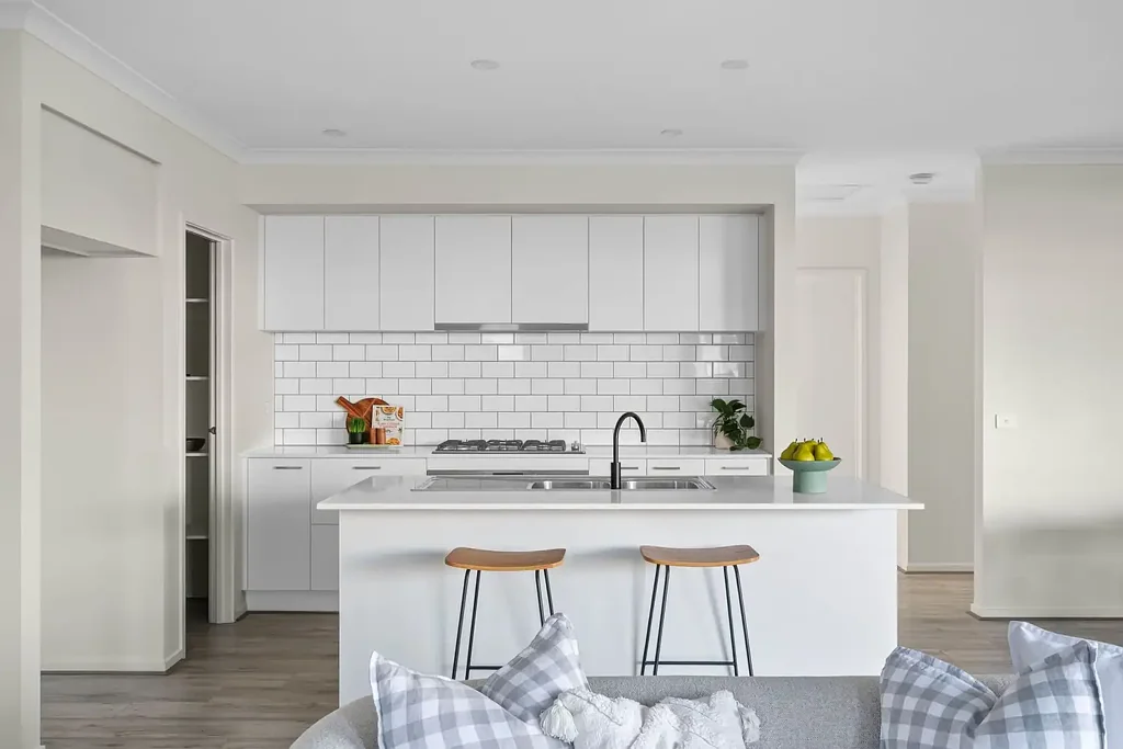 34 Silver Wattle Road, Mount Duneed, VIC 3217