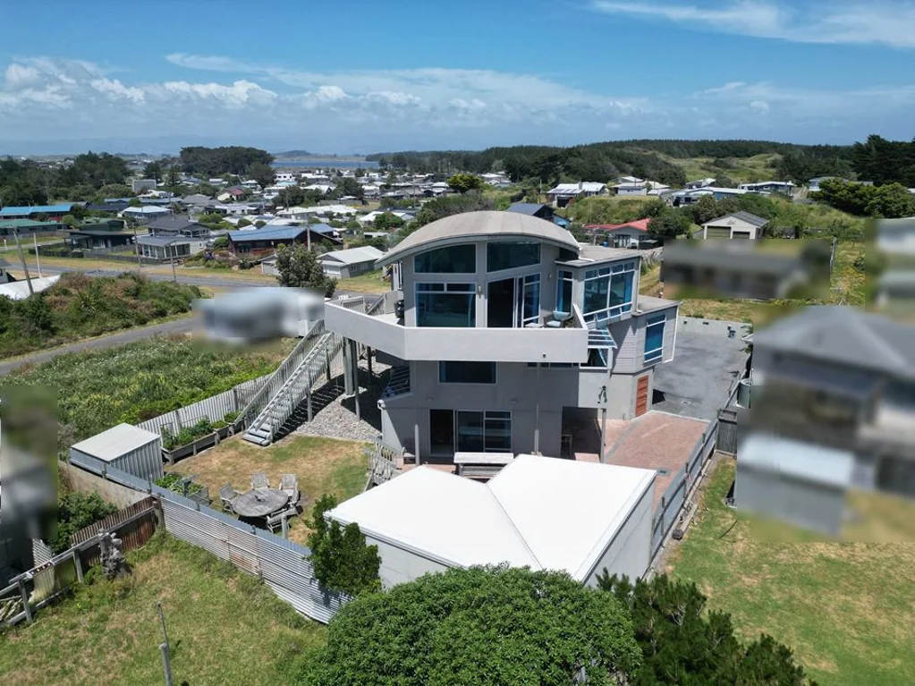 Foxton Beach 3ห้องนอน Stunning home with Stunning views