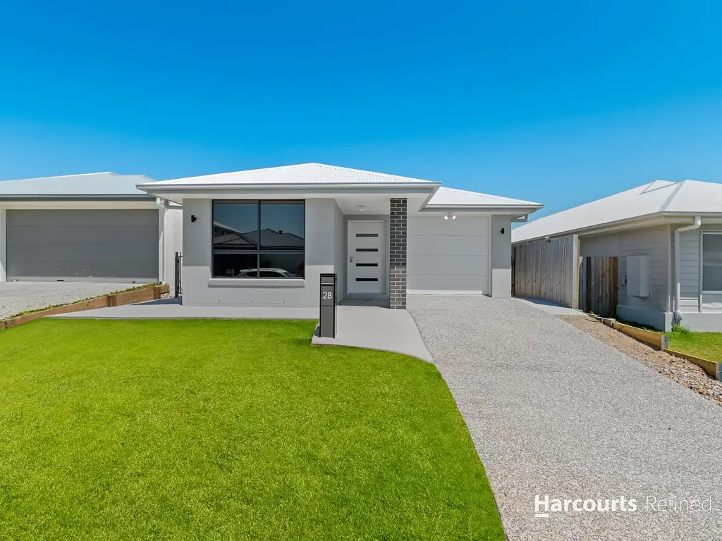 UNIQUE LOW MAINTENANCE HOME