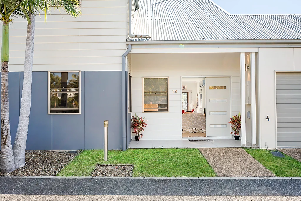 29/1 Michel Place, Telina, QLD 4680