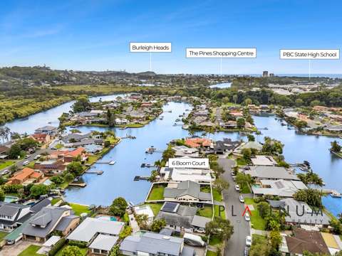 Currumbin Waters 4 Bedroom Family Home Ready to Enjoy ? Just Bring the Tinny