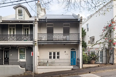Darlinghurst 4房 宽临街面联排别墅 / 家庭吸引力 / 已批准车库和工作室DA Wide-fronted terrace / family appeal / DA for garage & studio