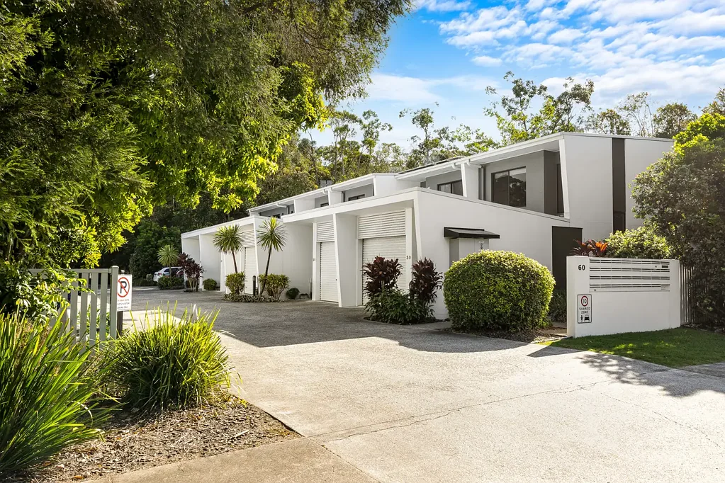 Noosaville 2房  Lifestyle & Location with Bushland Backdrop