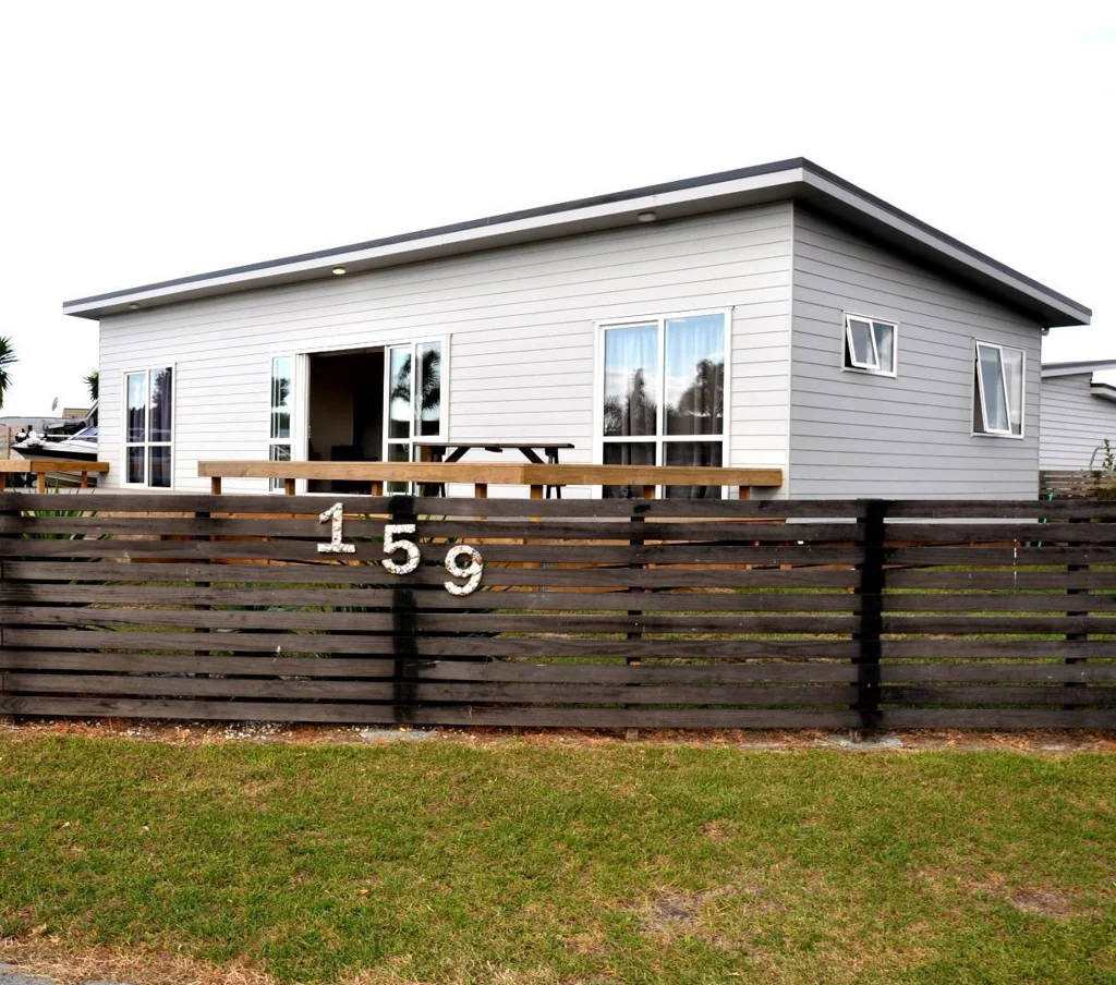 LONG TERM RENTAL - 1 YEAR FIXED TERM