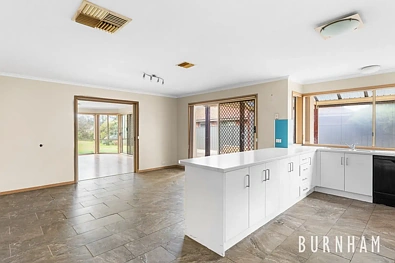 5 Pascoe Court, Melton West, VIC 3337, 4房, 2浴, House