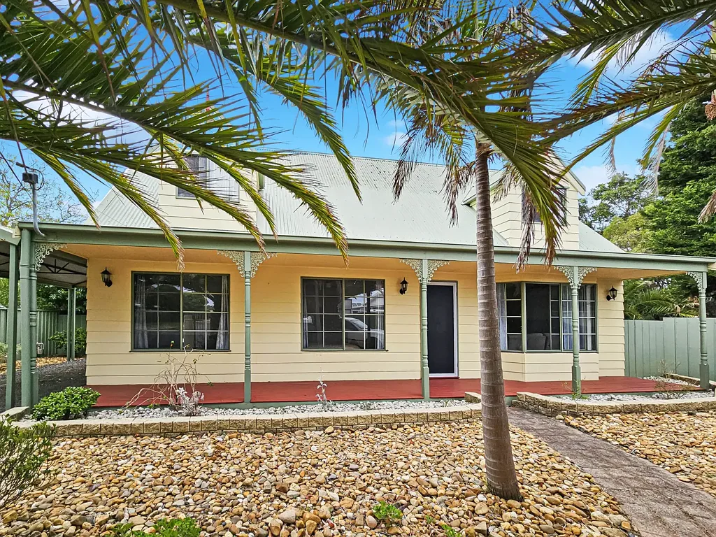 St Leonards 5ਬੈੱਡਰੂਮ Character & Charm in a Quiet Court Locale