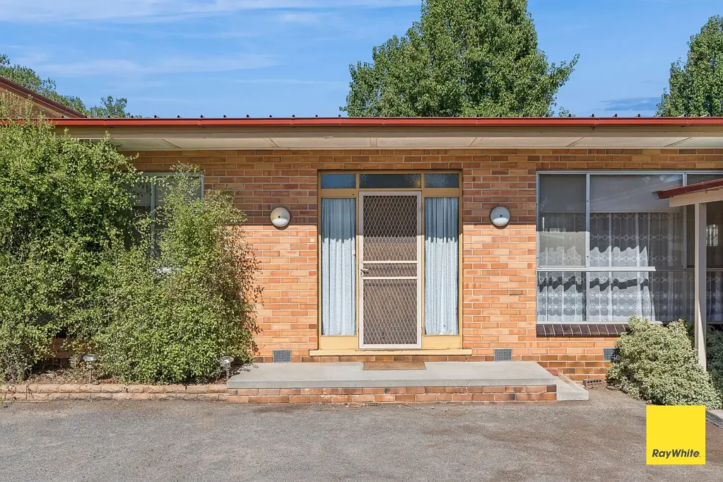 City Convenience and Comfortable Living