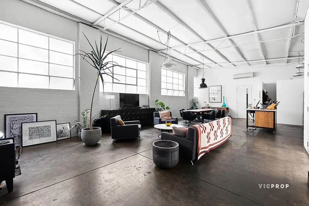 Brunswick 1Kwarto Rare Opportunity on Impressive 224sqm (approx.) in Prime Position