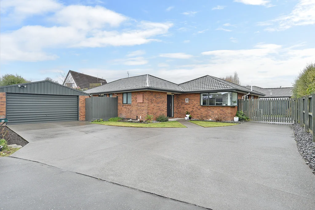 15 Innisfree Place, Northwood, Christchurch, Canterbury
