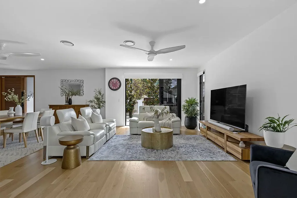 Woolloongabba 5房 完美无瑕的市中心建筑，尽享双重休闲生活空间 Flawless Inner City Architecture with Dual Retreat Living