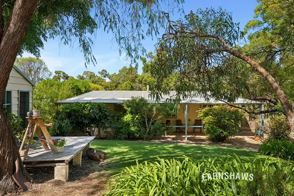 27 Evans Street, Mount Helena, WA 6082