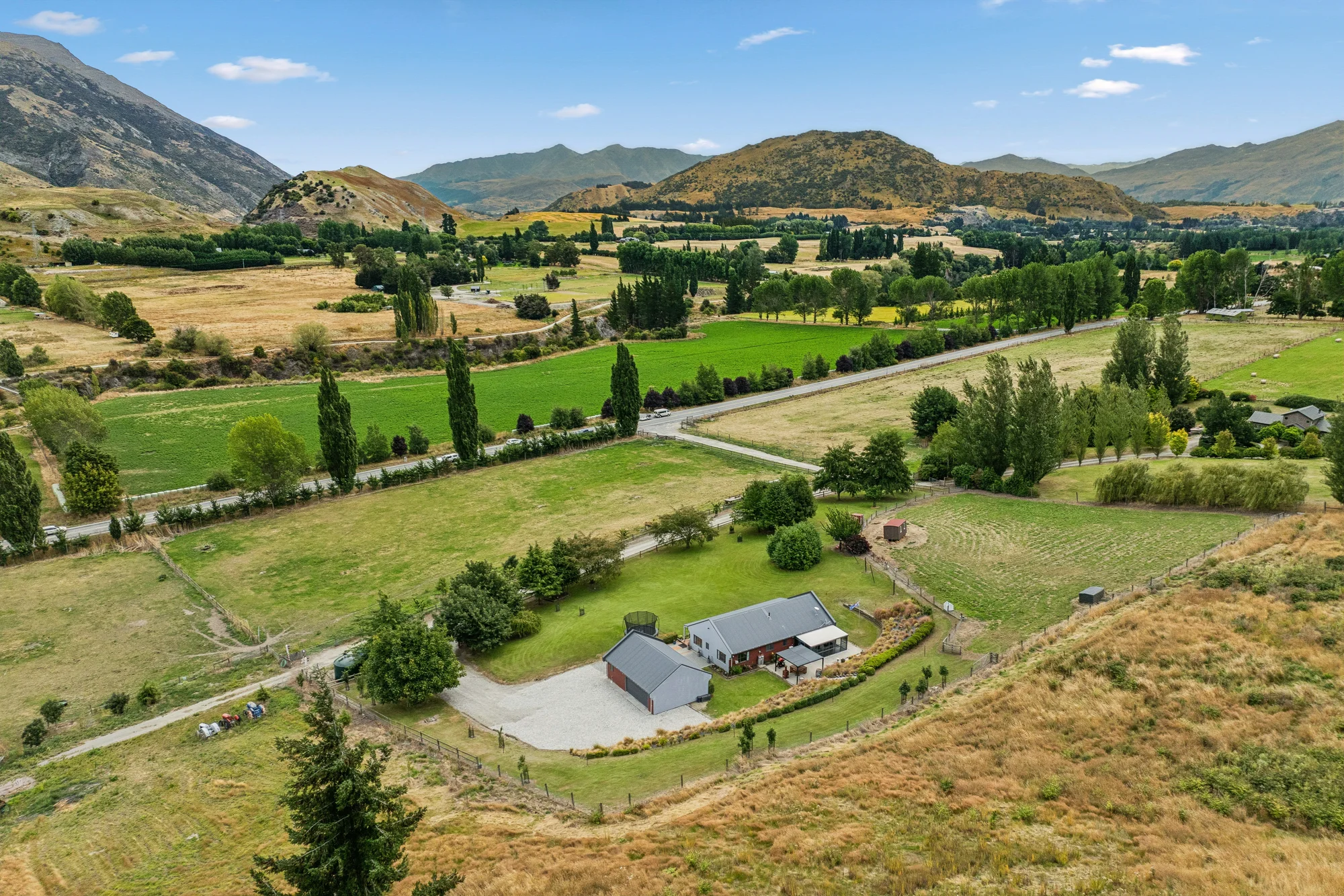 Dalefield/Wakatipu Basin 4房 Affordable Lifestyle Living for the Whole Family