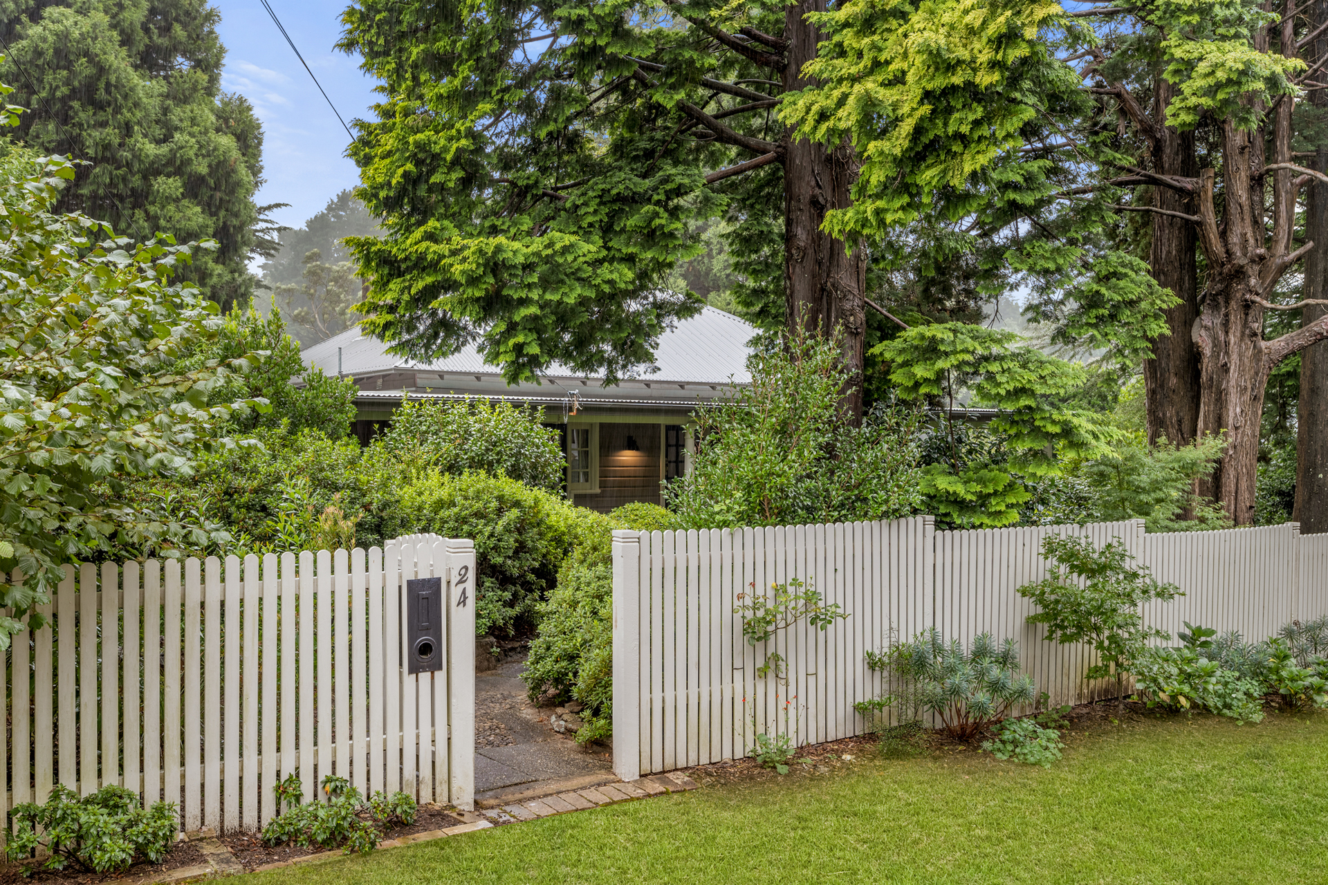 24 MALVERN RD, LEURA NSW 2780, 0 ห้องนอน, 0 ห้องน้ำ, House