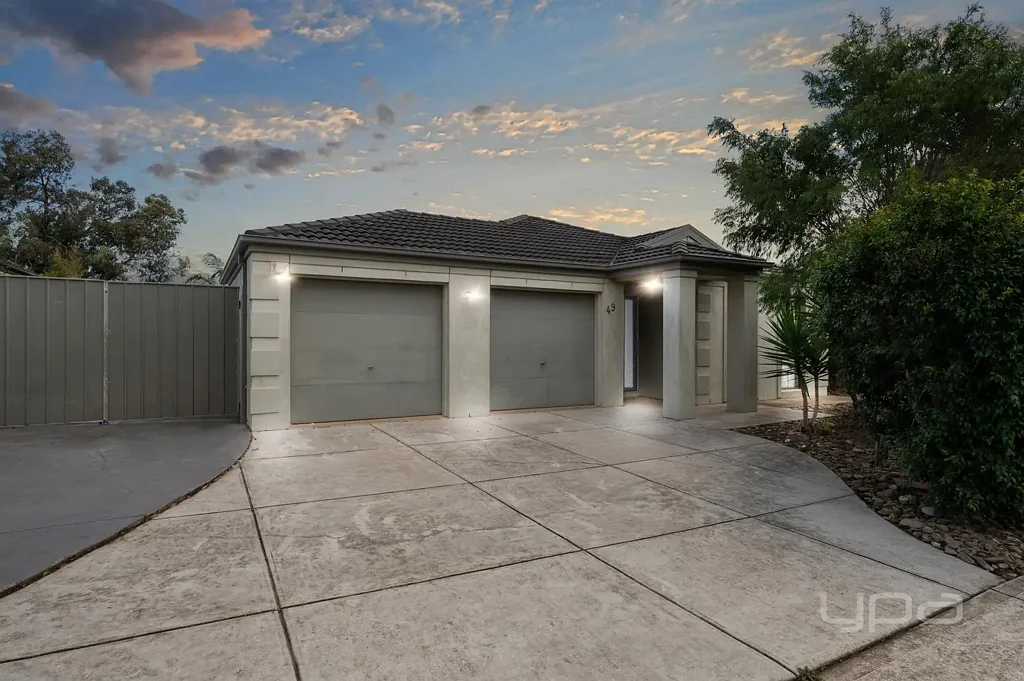 49 Black Knight Way, Kurunjang, VIC 3337