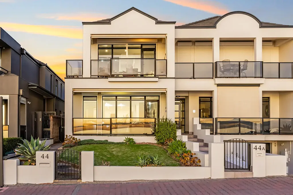 44 South Esplanade, Glenelg South, SA 5045