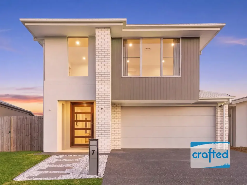 Greenbank 4غرفة نوم Modern Home with Multiple Living Areas Inside & Out!