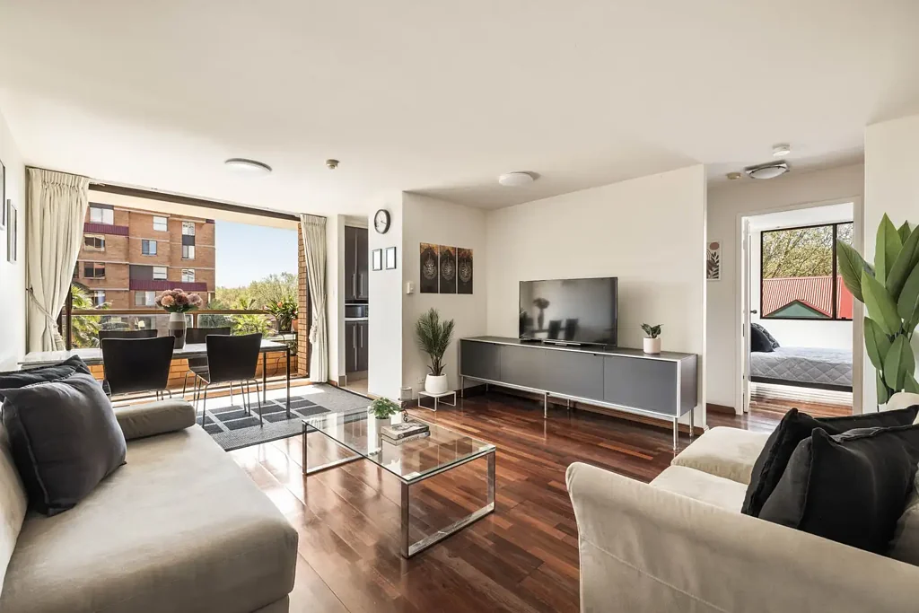 Potts Point 2ห้องนอน Sun-Filled 'Victoria Point' Sanctuary