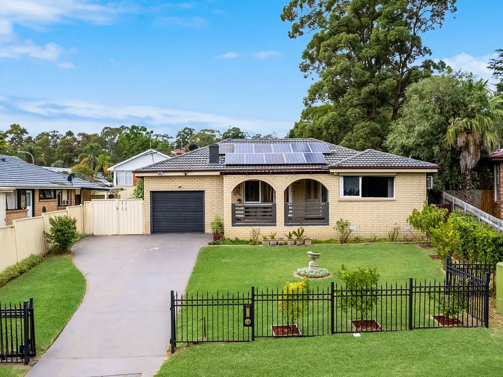30 Dickens Road, Ambarvale, NSW 2560