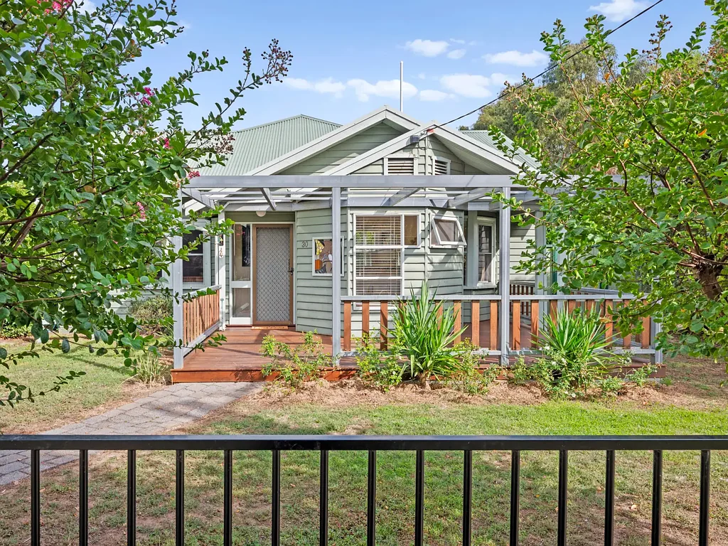 30 Samaria Road, Benalla, VIC 3672