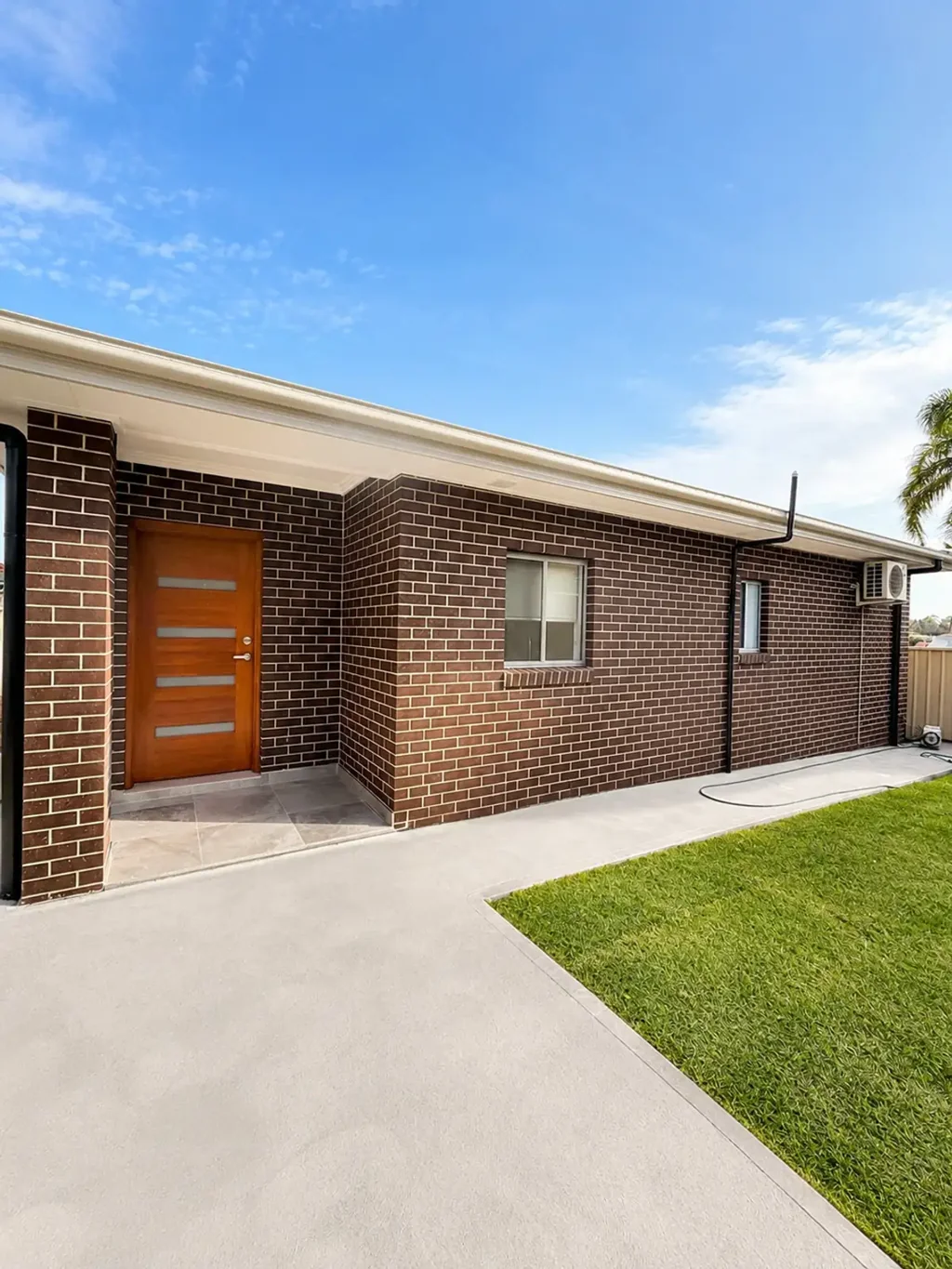 Brand new granny flat!!!