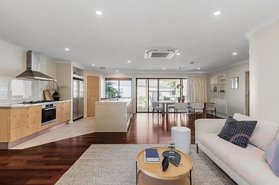 रसोईघर - 28 Swinden Street, Downer, ACT 2602